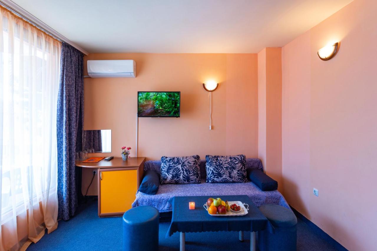 Family Hotel Jemelly Obzor Exterior foto
