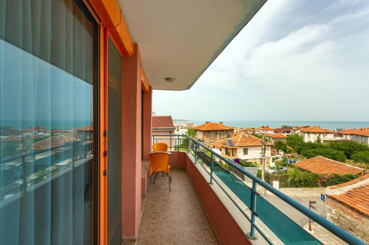 Family Hotel Jemelly Obzor Exterior foto