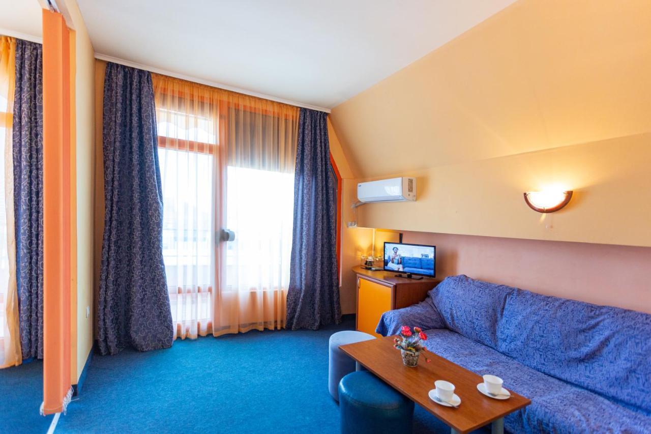 Family Hotel Jemelly Obzor Exterior foto