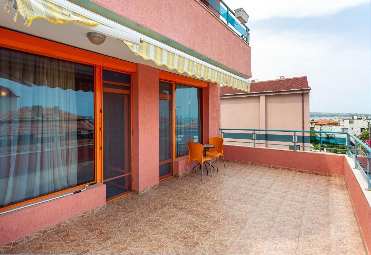 Family Hotel Jemelly Obzor Exterior foto
