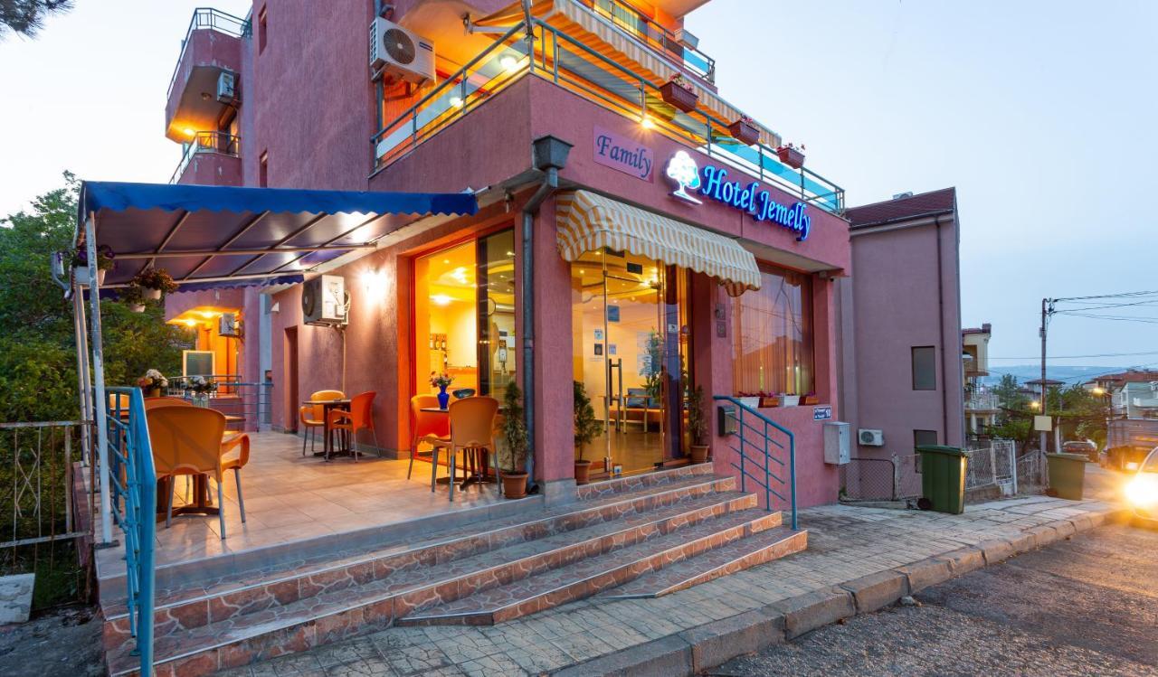 Family Hotel Jemelly Obzor Exterior foto