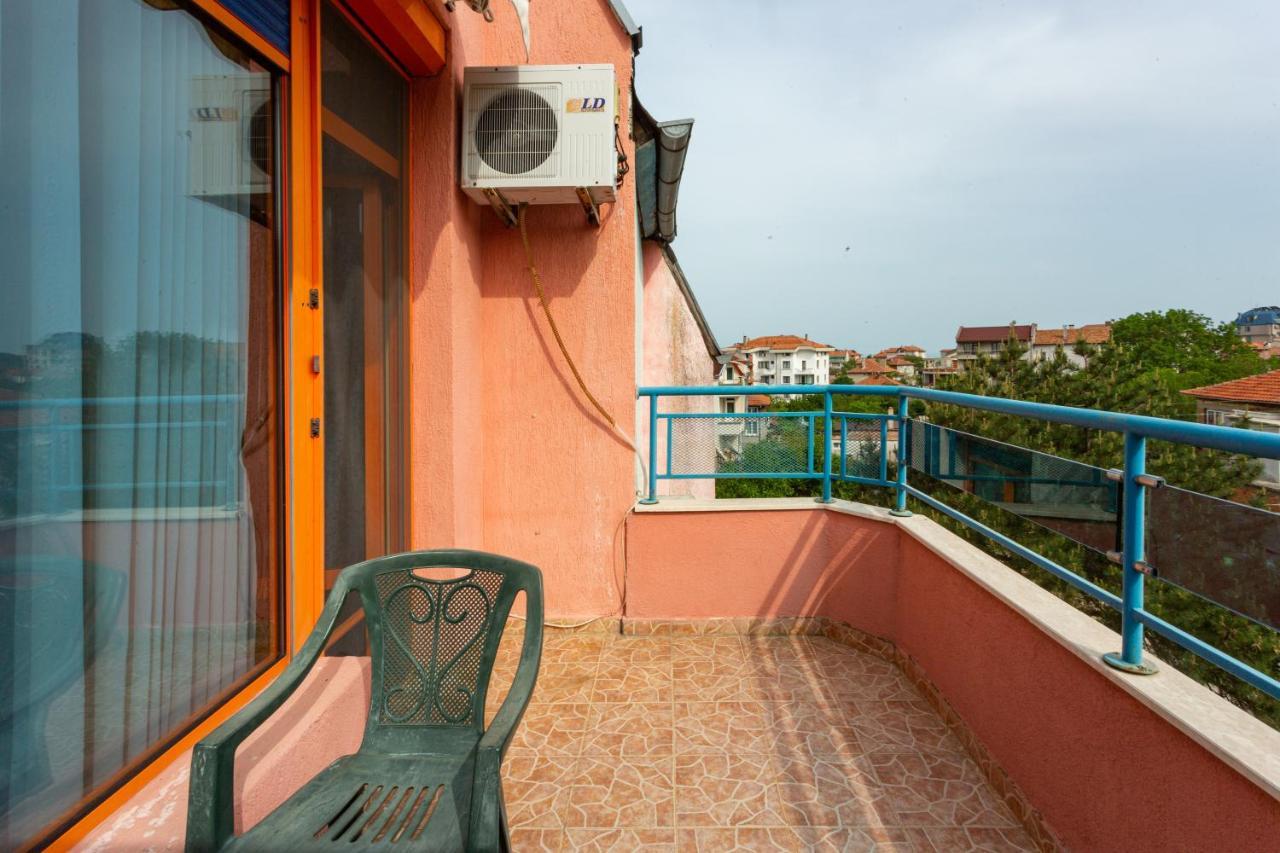 Family Hotel Jemelly Obzor Exterior foto